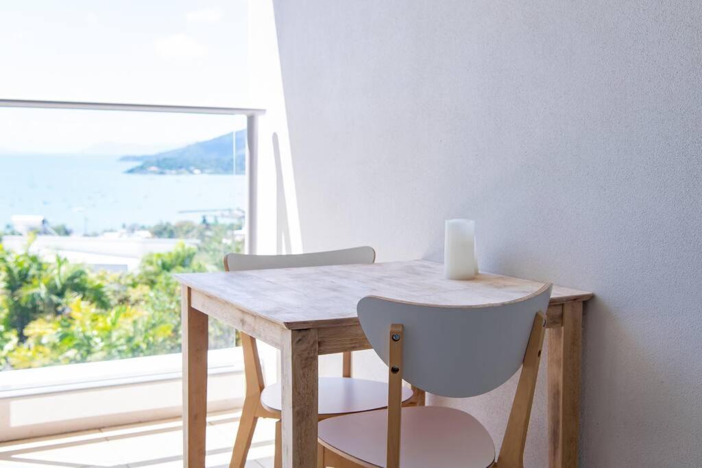 Three A Airlie Seaviews, Pool, Private Apartment Airlie Beach