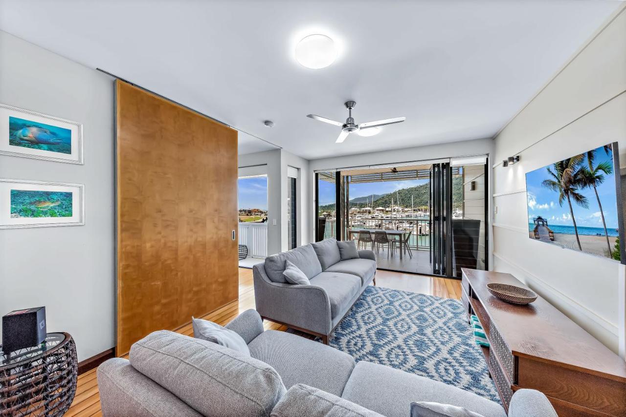 Seas The Day At The Marina Apartment *