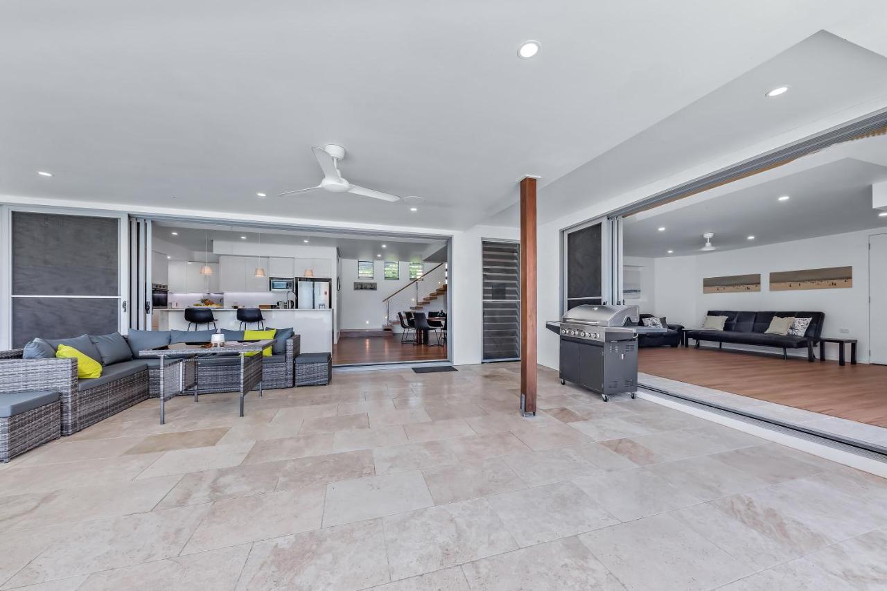 Whitsunday Living On Hillcrest Holiday home *