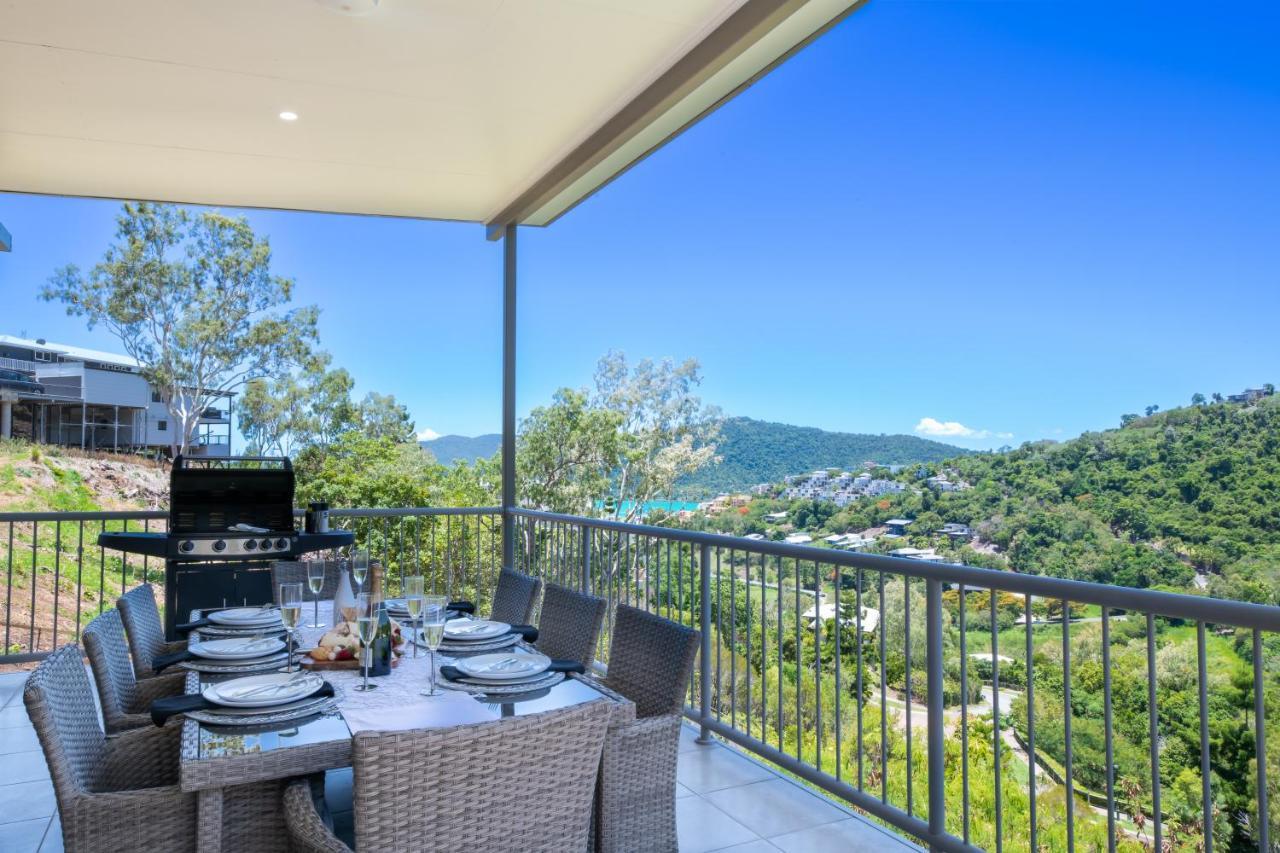 Mountain View On Airlie Holiday home