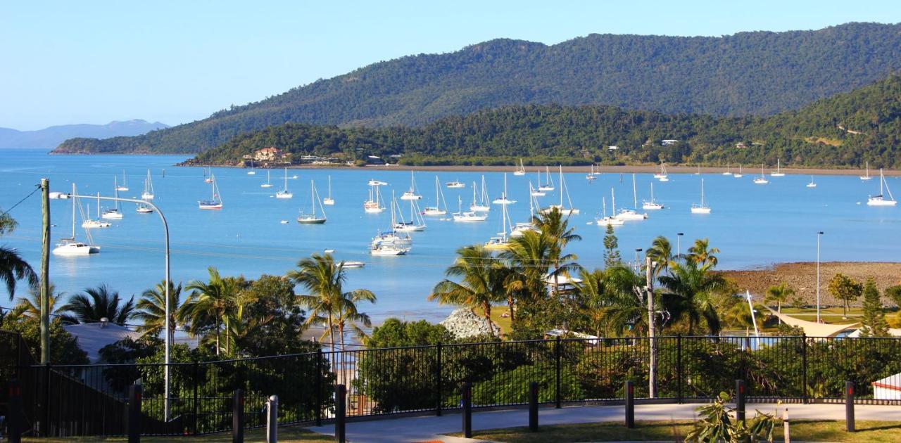 Aparthotel Waterview Airlie
