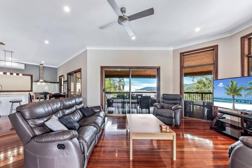 Seascape Paradise Holiday home