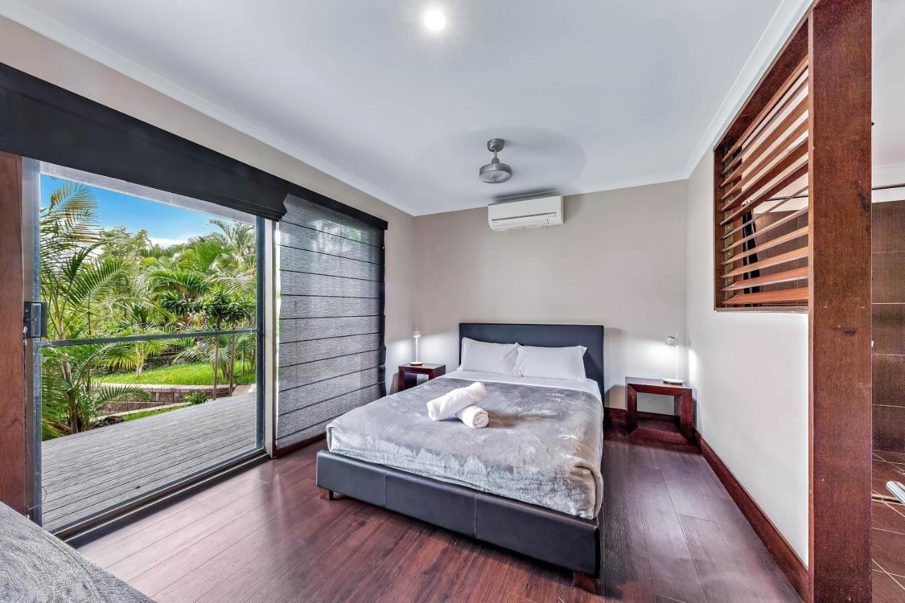 Seascape Paradise * Airlie Beach