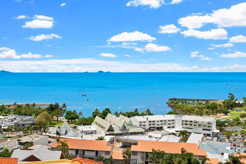 Aqua Vista Airlie Beach