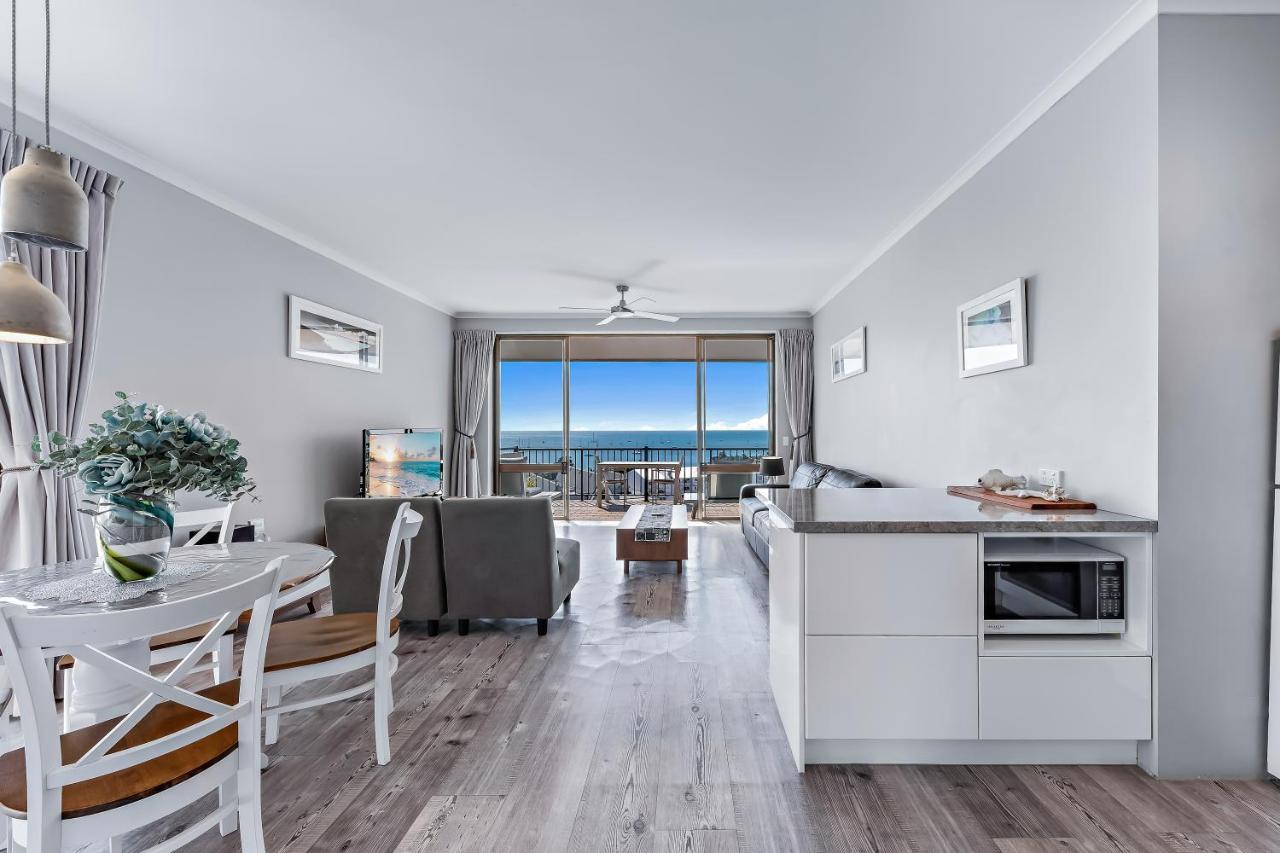 Apartment Ocean Views 16 Pool & Wi-fi