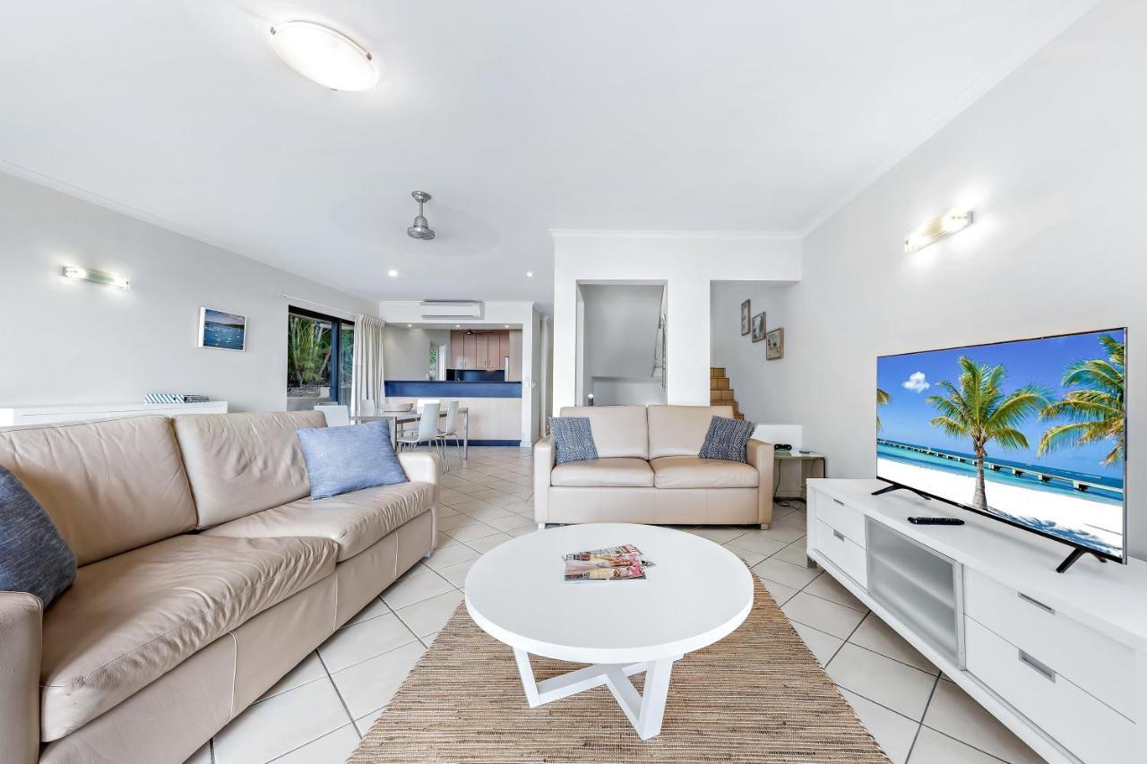Whitsunday Beachfront On Broadwater Apartamento Airlie Beach