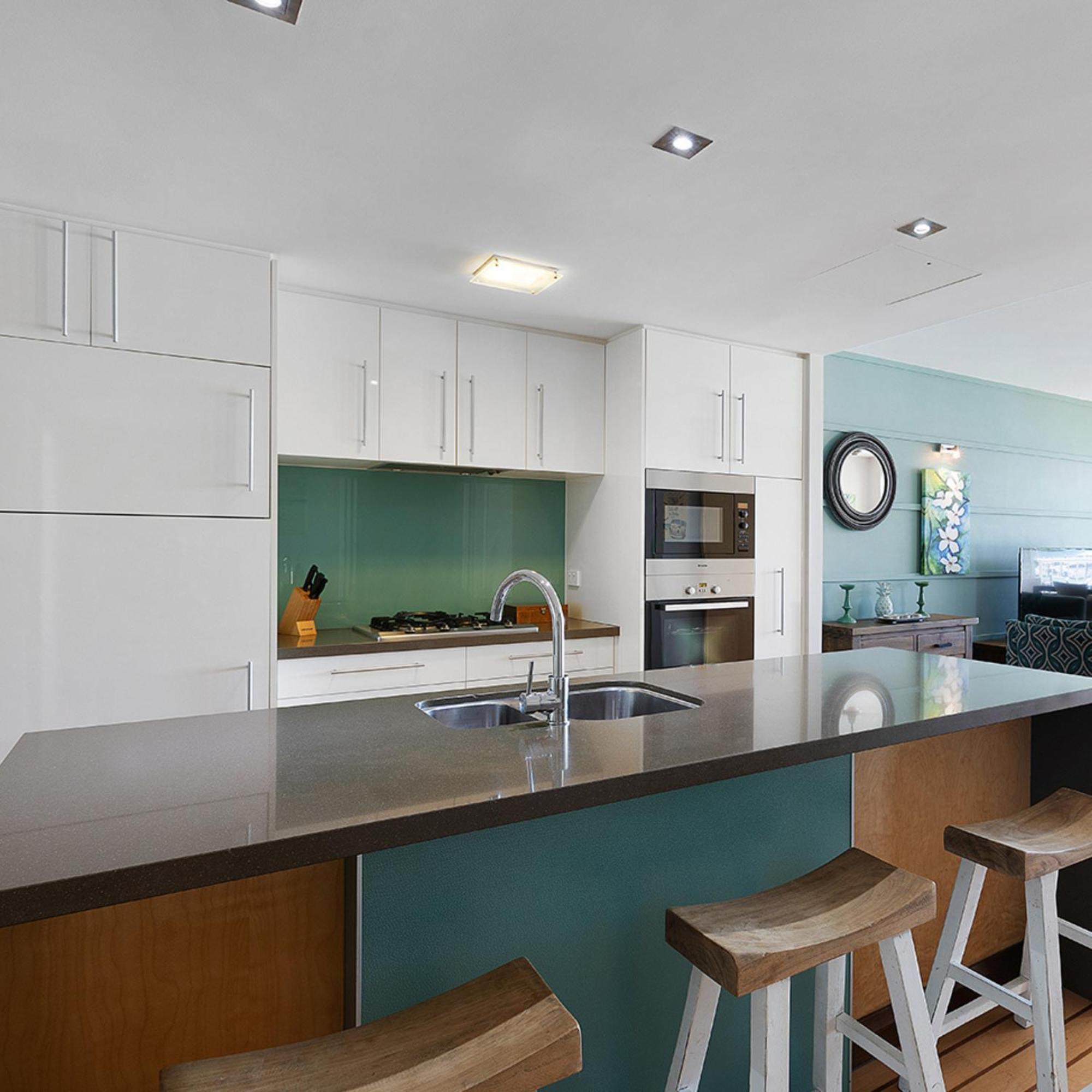 The Boathouse Aparthotel Airlie Beach