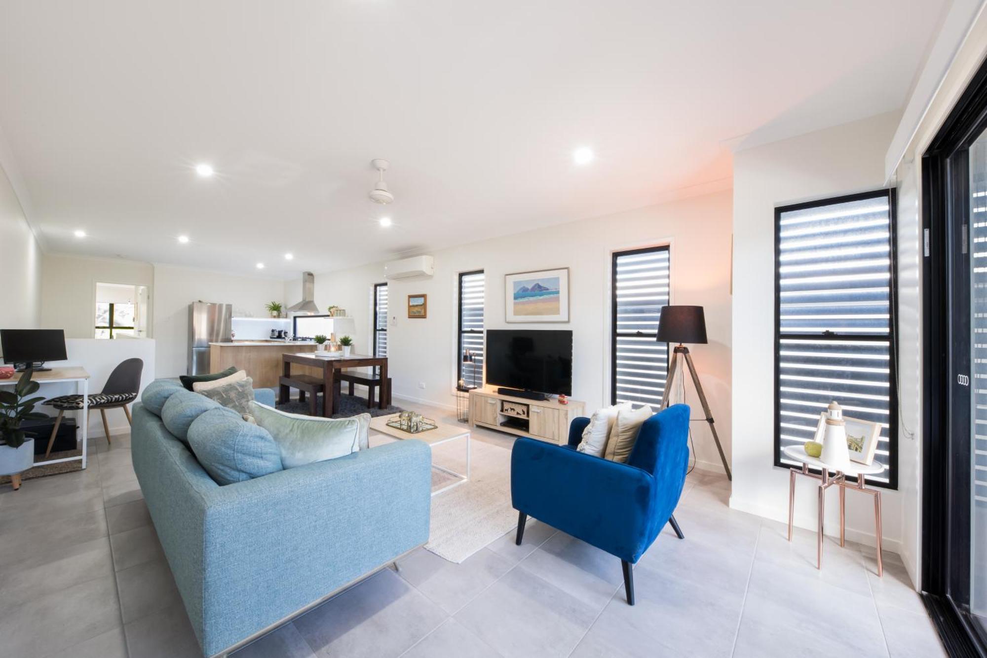 Whitsunday Whisper Terrace - Townhouse Pets Airlie * Airlie Beach