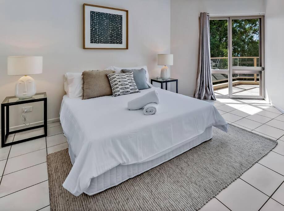 Apartment New! Gorgeous 2br With Stunning Ocean Views! *