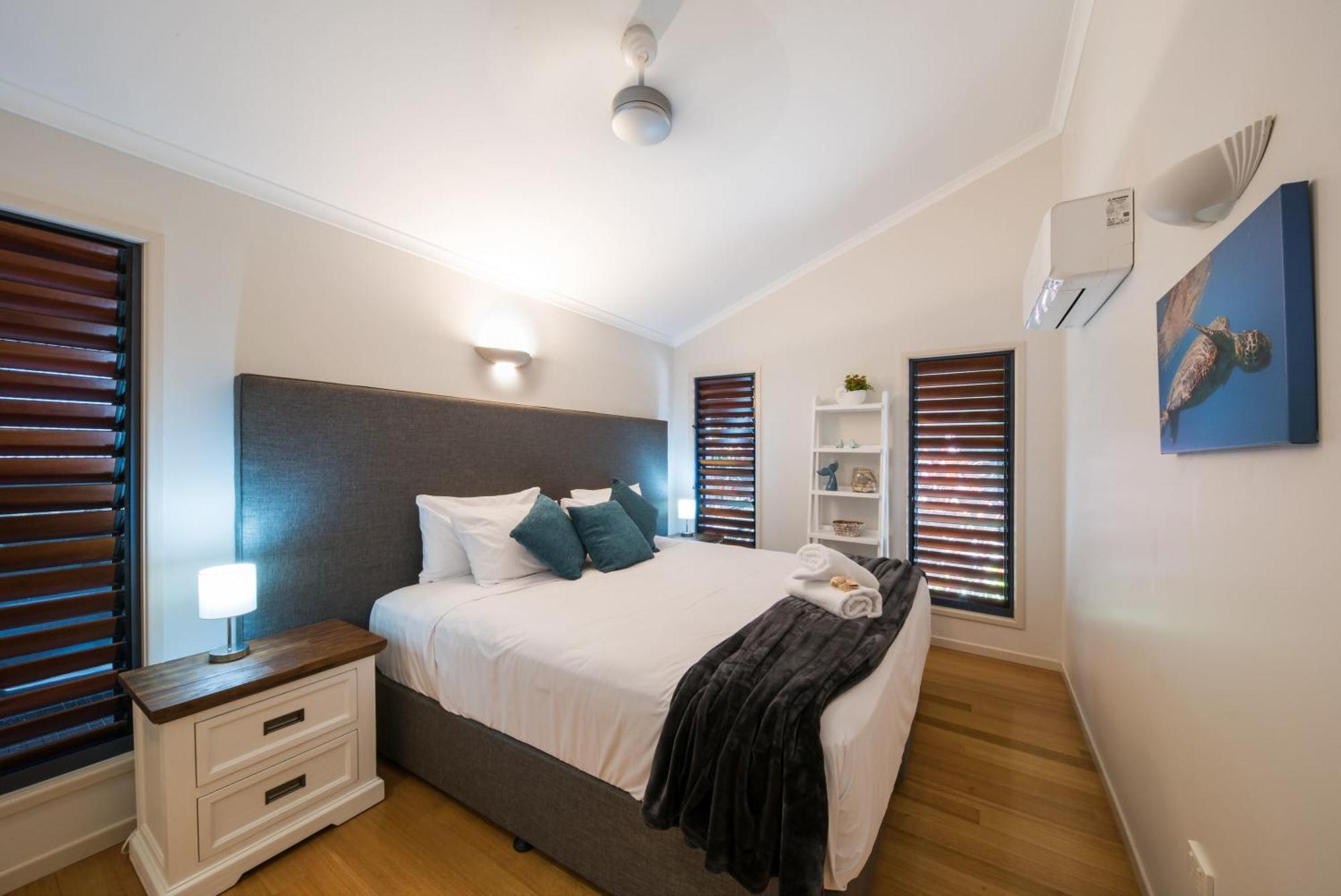 Nautilus On Nara - Spacious Airlie With Ocean Views Airlie Beach