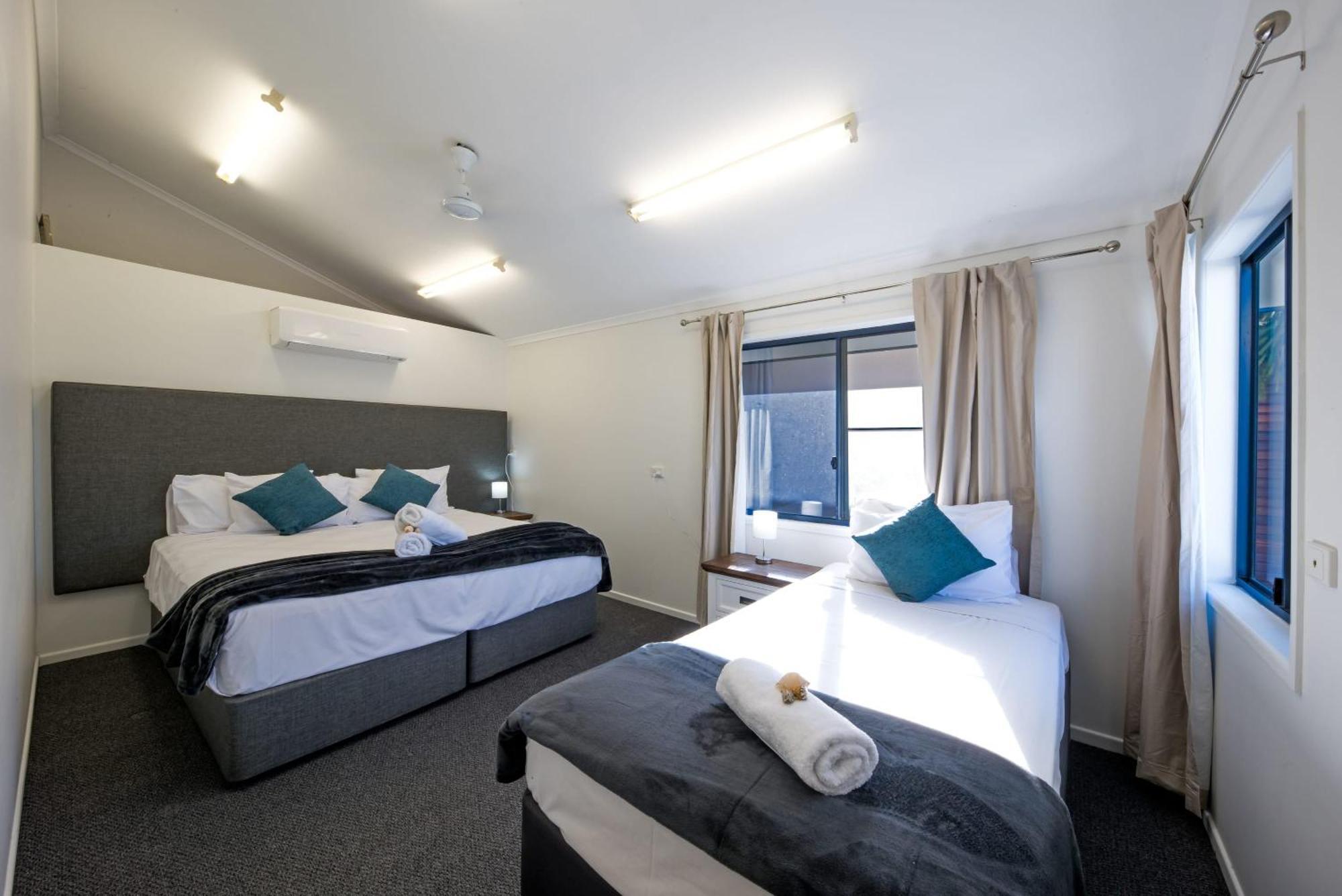 Holiday home Nautilus On Nara - Spacious Airlie With Ocean Views *