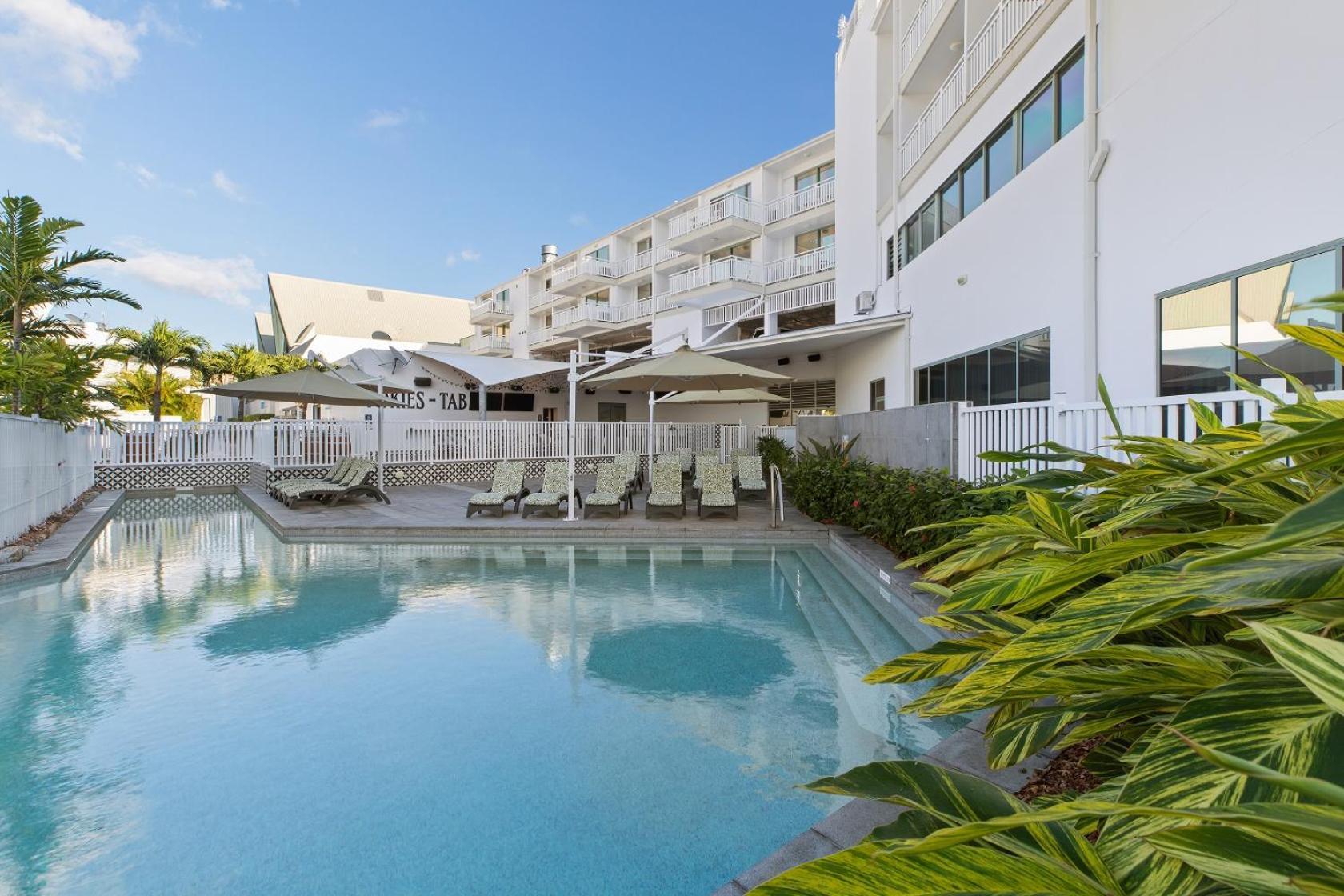 Airlie Hotel