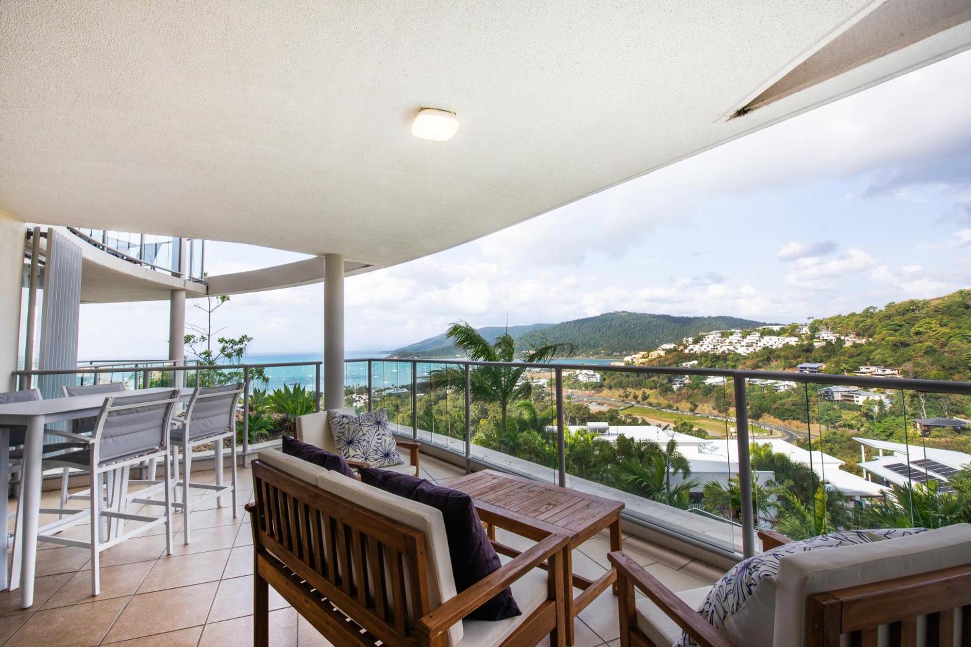 Seaview Retreat * Airlie Beach