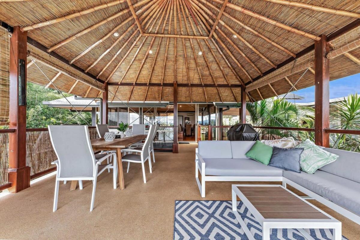 Idyllic Whitsunday With Amazing Views Holiday home Airlie Beach