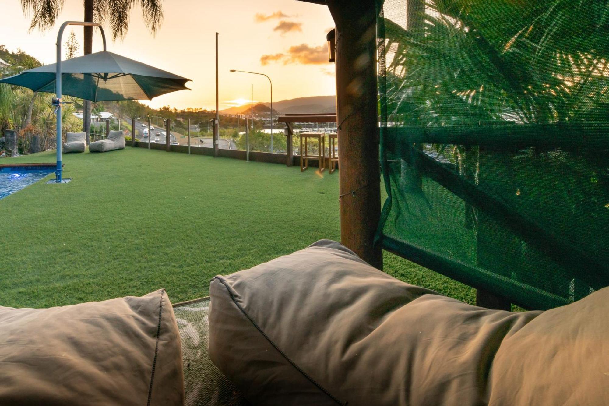 Holiday home 'sail Away' Airlie House With Marina Views Airlie Beach