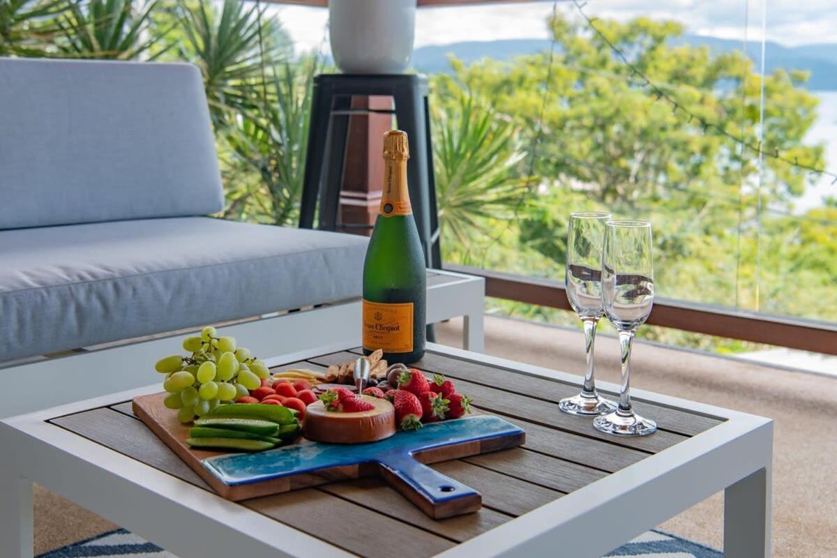 Idyllic Whitsunday With Amazing Views Holiday home