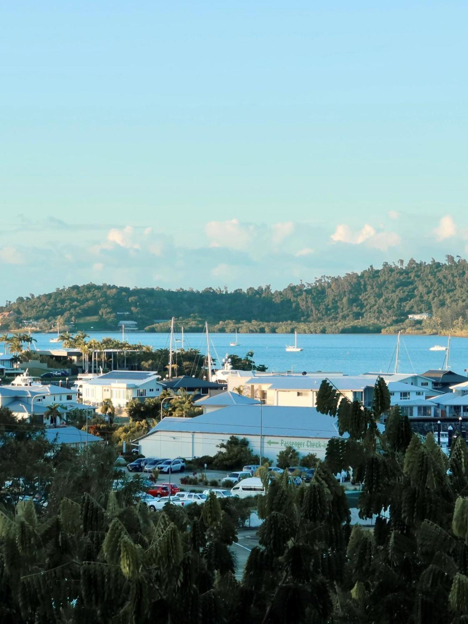Aparthotel Coral Sea Vista 3*