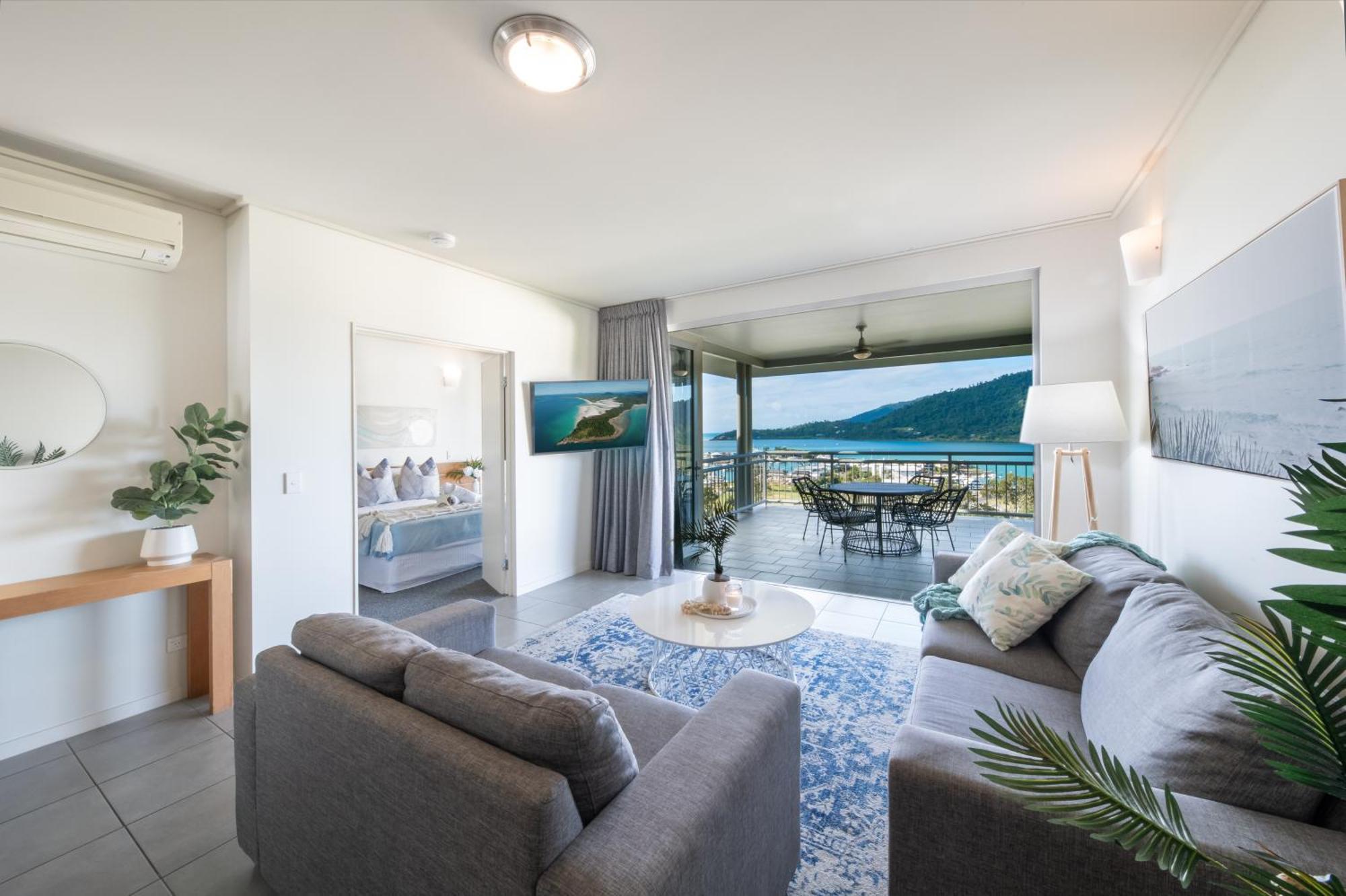 Paradise Palms * Airlie Beach