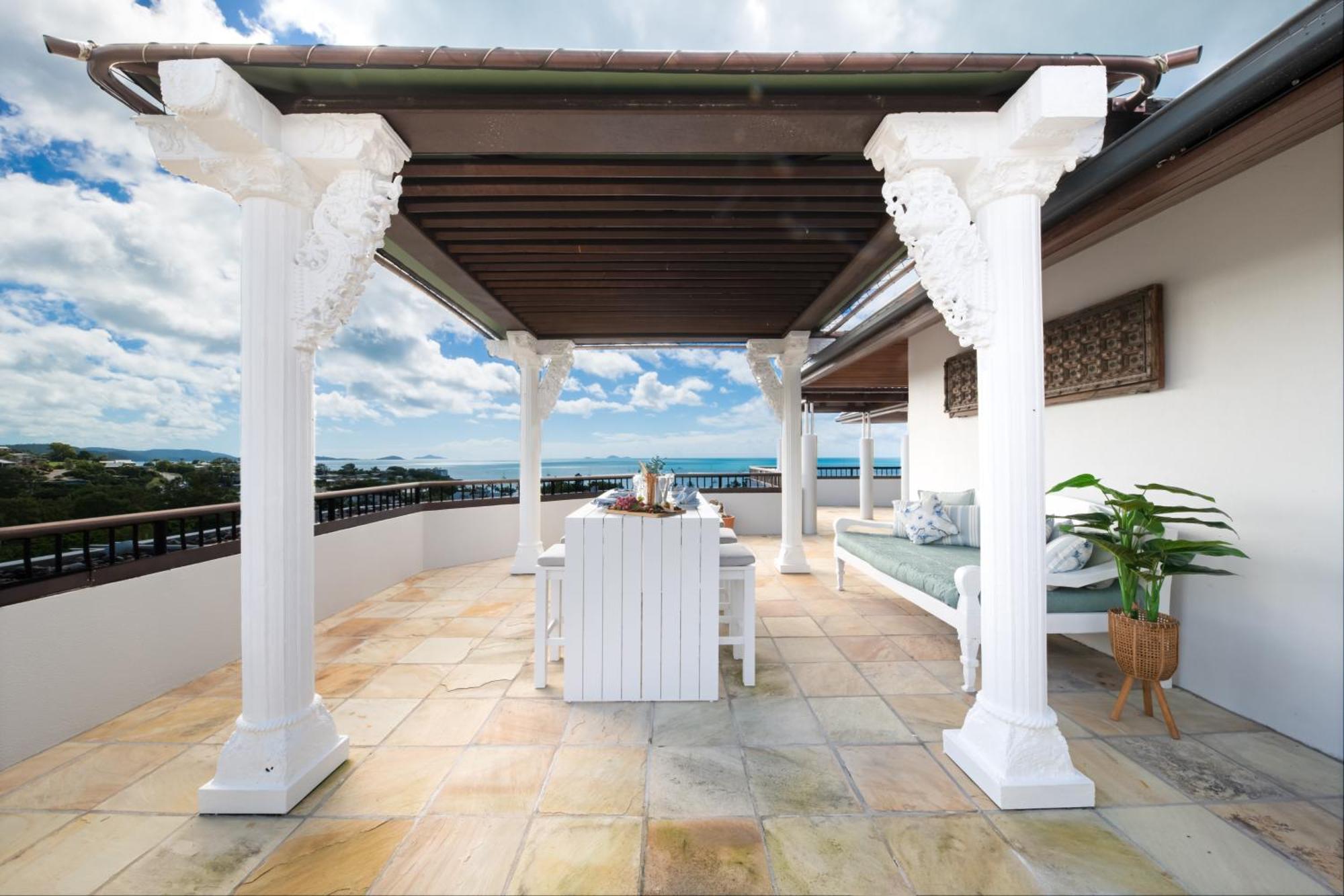 Apartment Waters Edge Penthouse Airlie Beach
