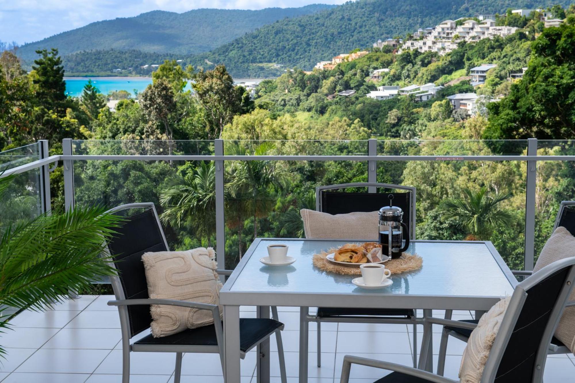 Sea-la-vie Whitsunday Ocean Views & Pool Views Apartment Airlie Beach