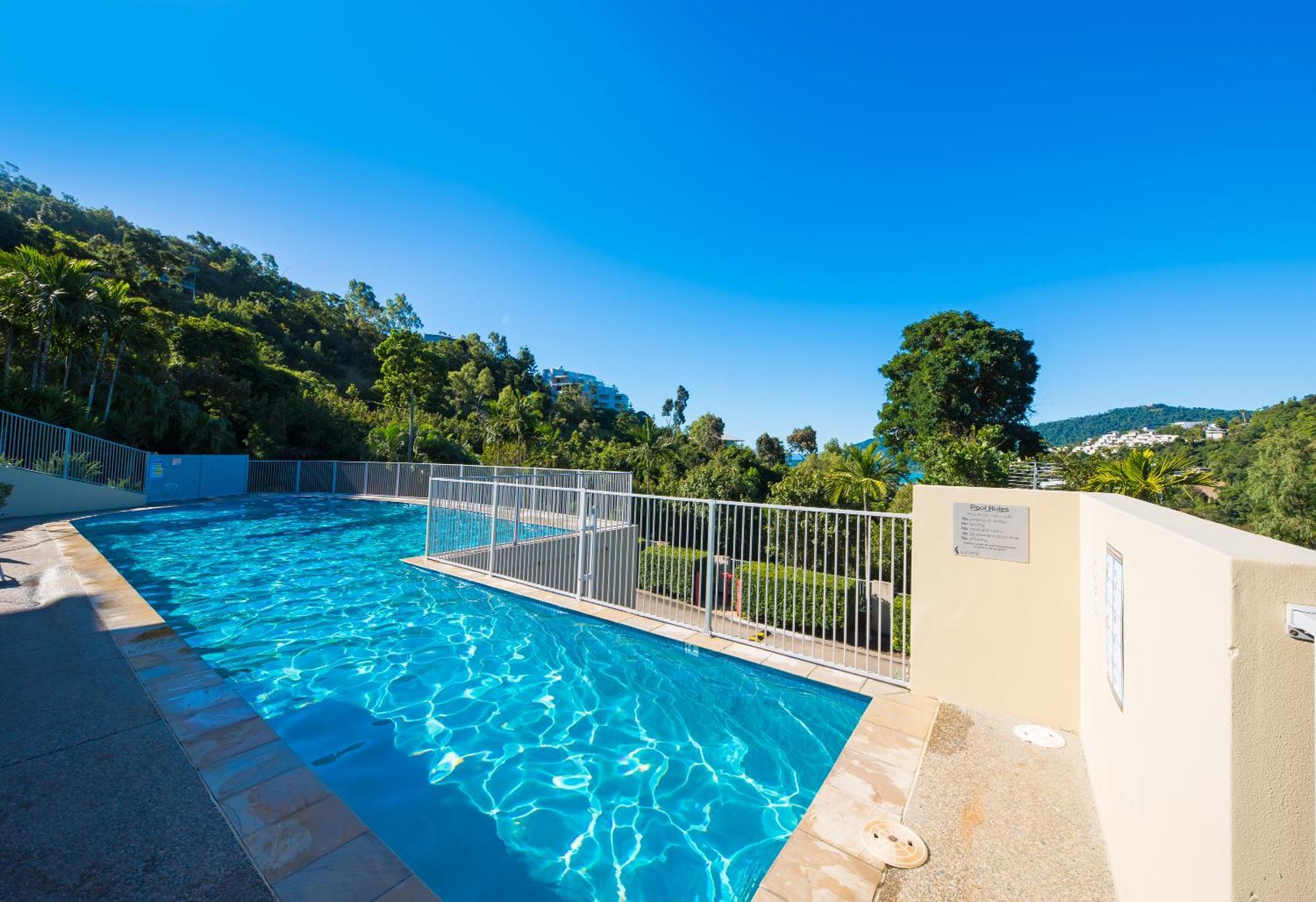 Apartment Sea-la-vie Whitsunday Ocean Views & Pool Views Airlie Beach
