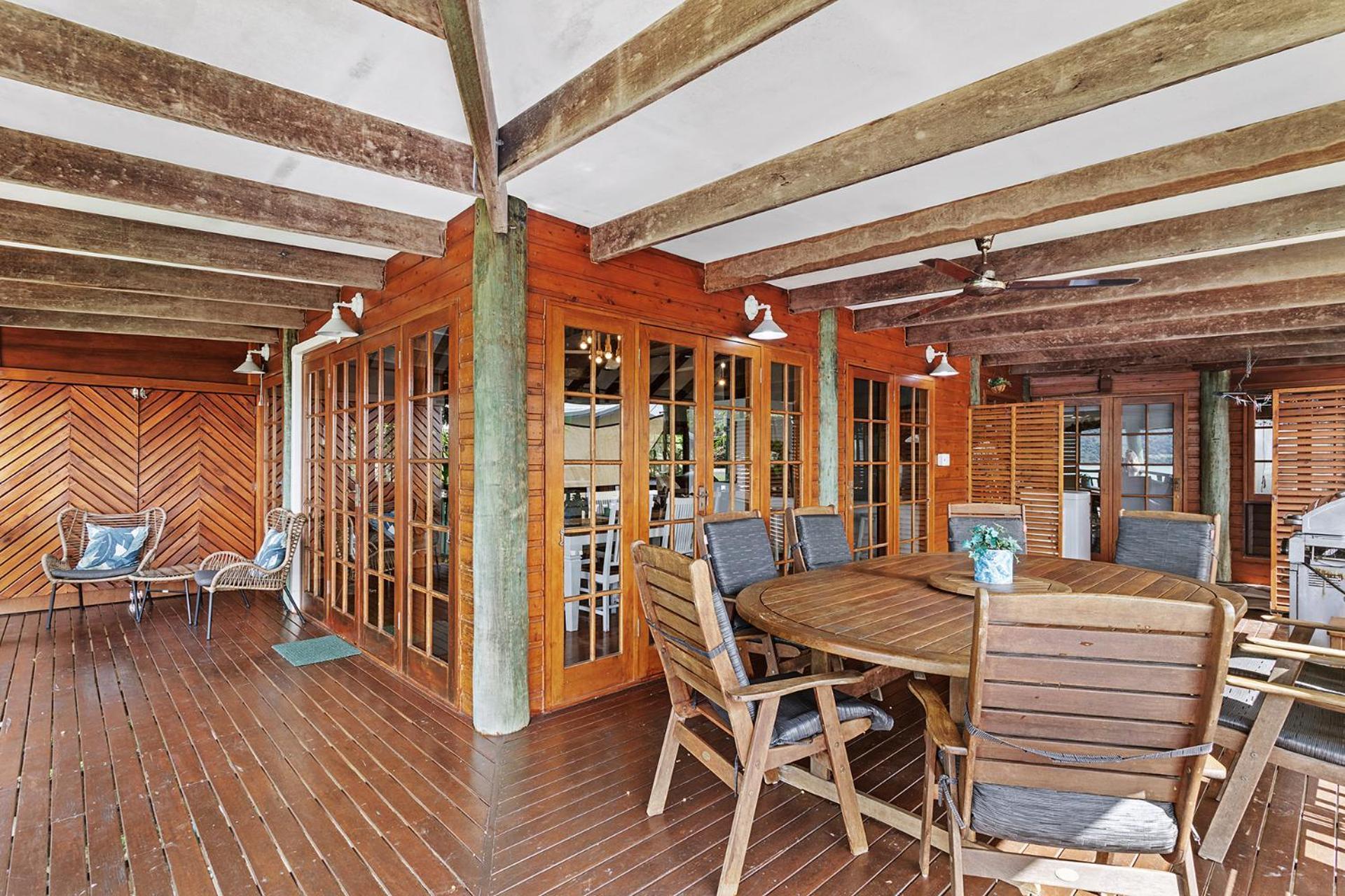 Amaroo On Airlie Holiday home