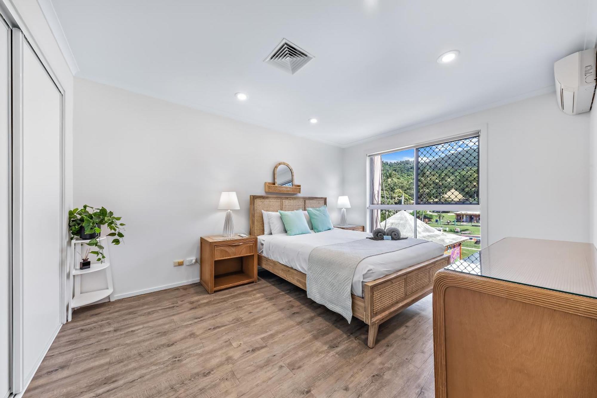 Apartment Blue Lagoon Airlie *