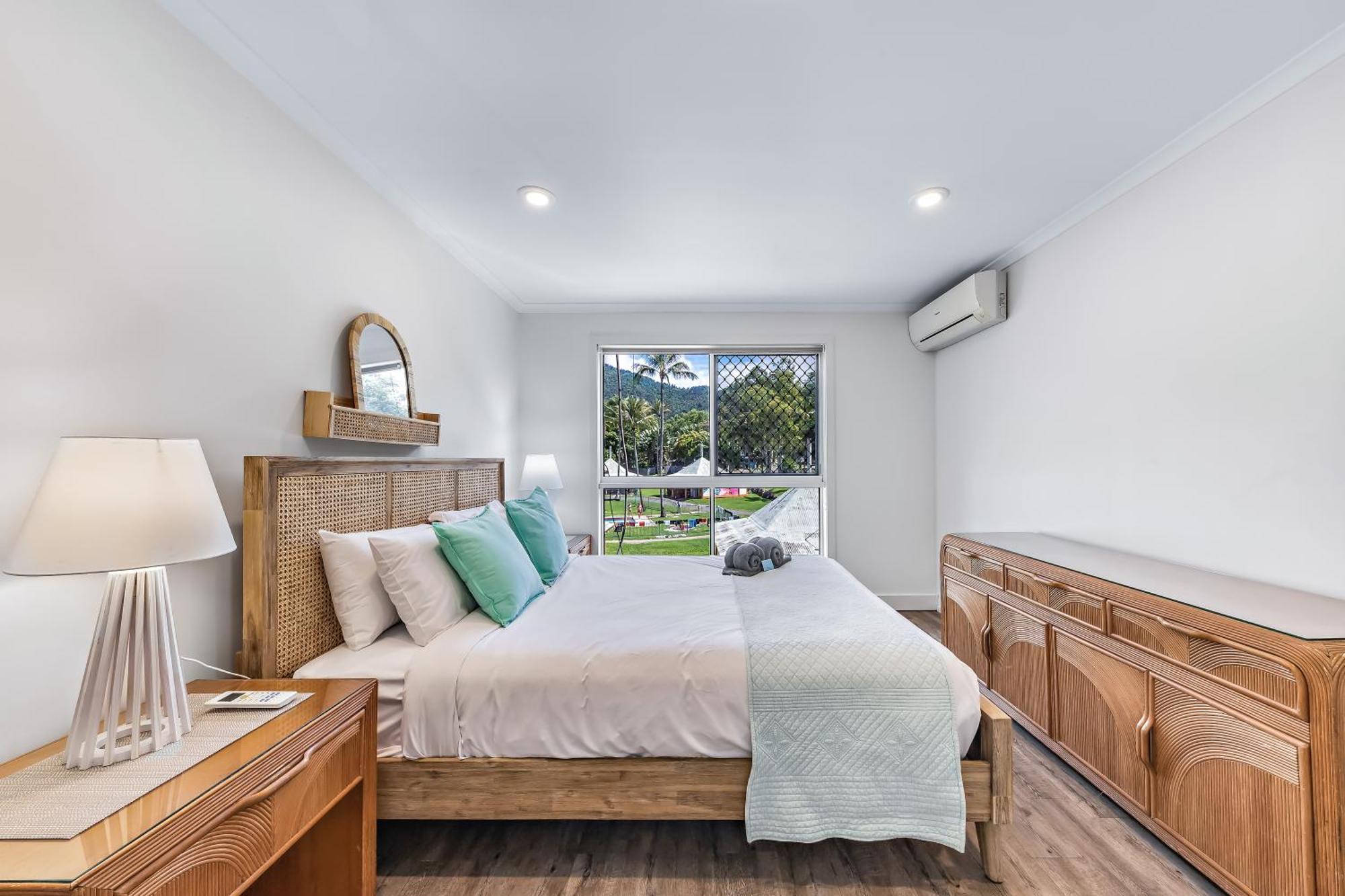 Blue Lagoon Airlie Apartment Airlie Beach