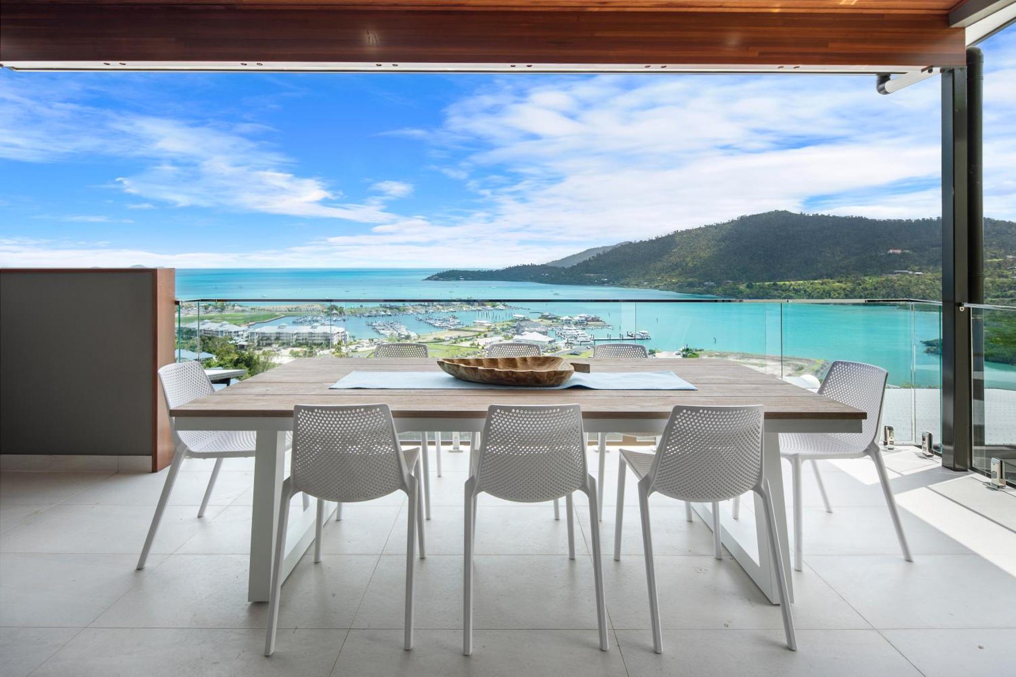Holiday home Elementa Whitsundays Airlie Beach