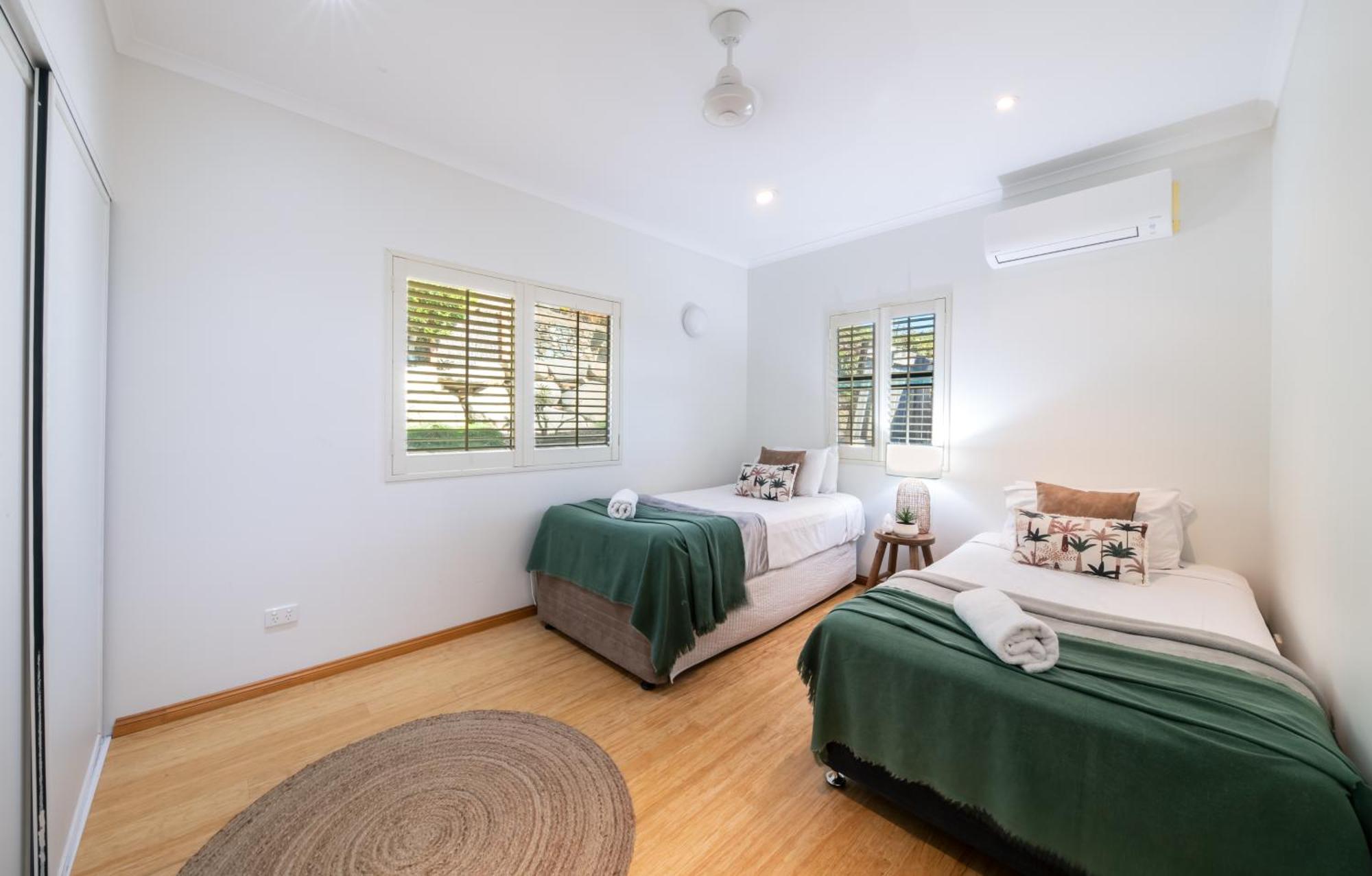 Coral Sea Views Holiday home *