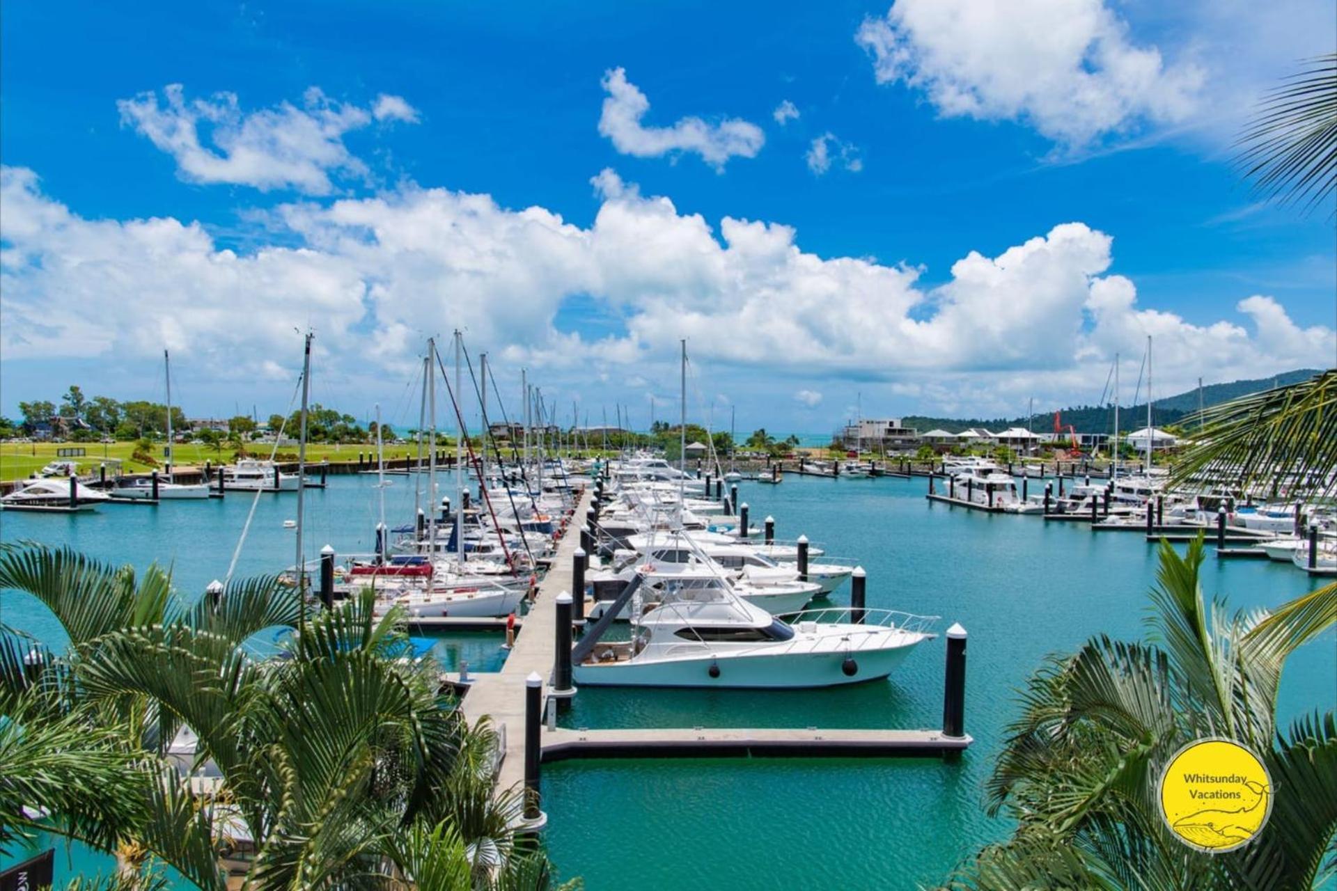Uninterrupted Marina Viiews At Port Of Airlie Apartamento