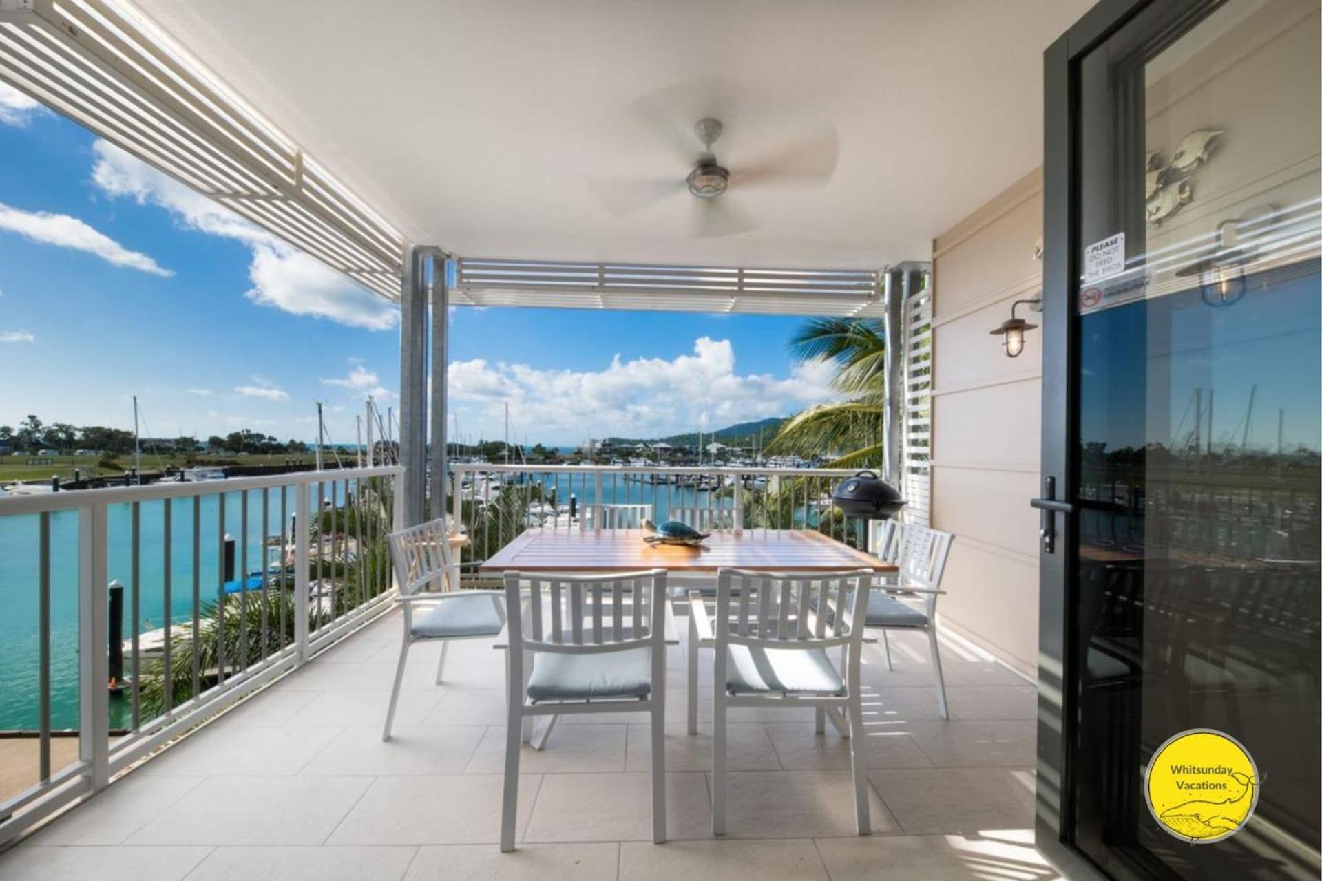 Uninterrupted Marina Viiews At Port Of Airlie Apartamento