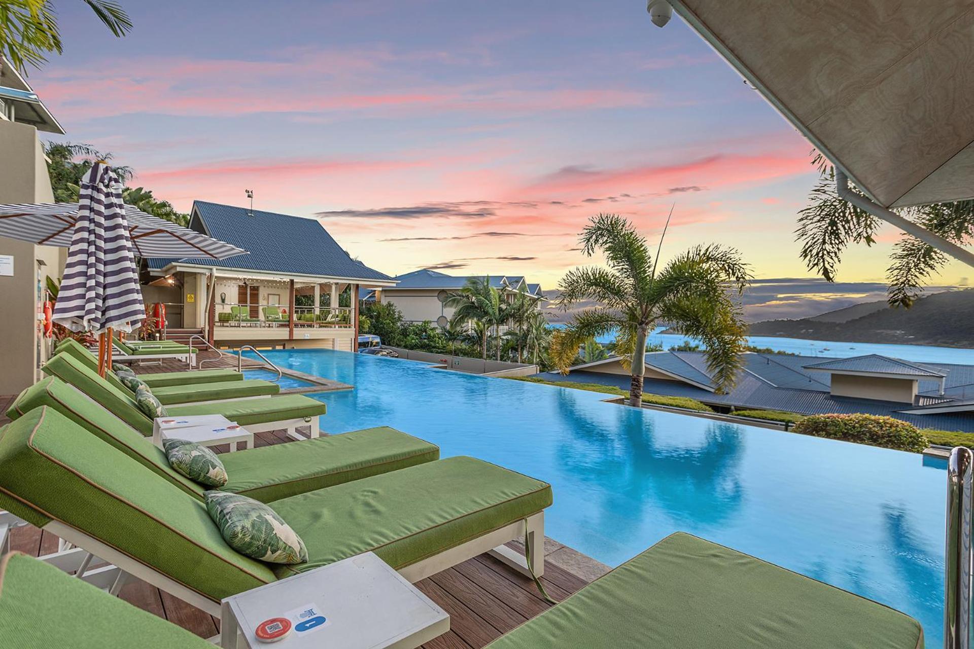 Resort Club Wyndham Airlie 4*