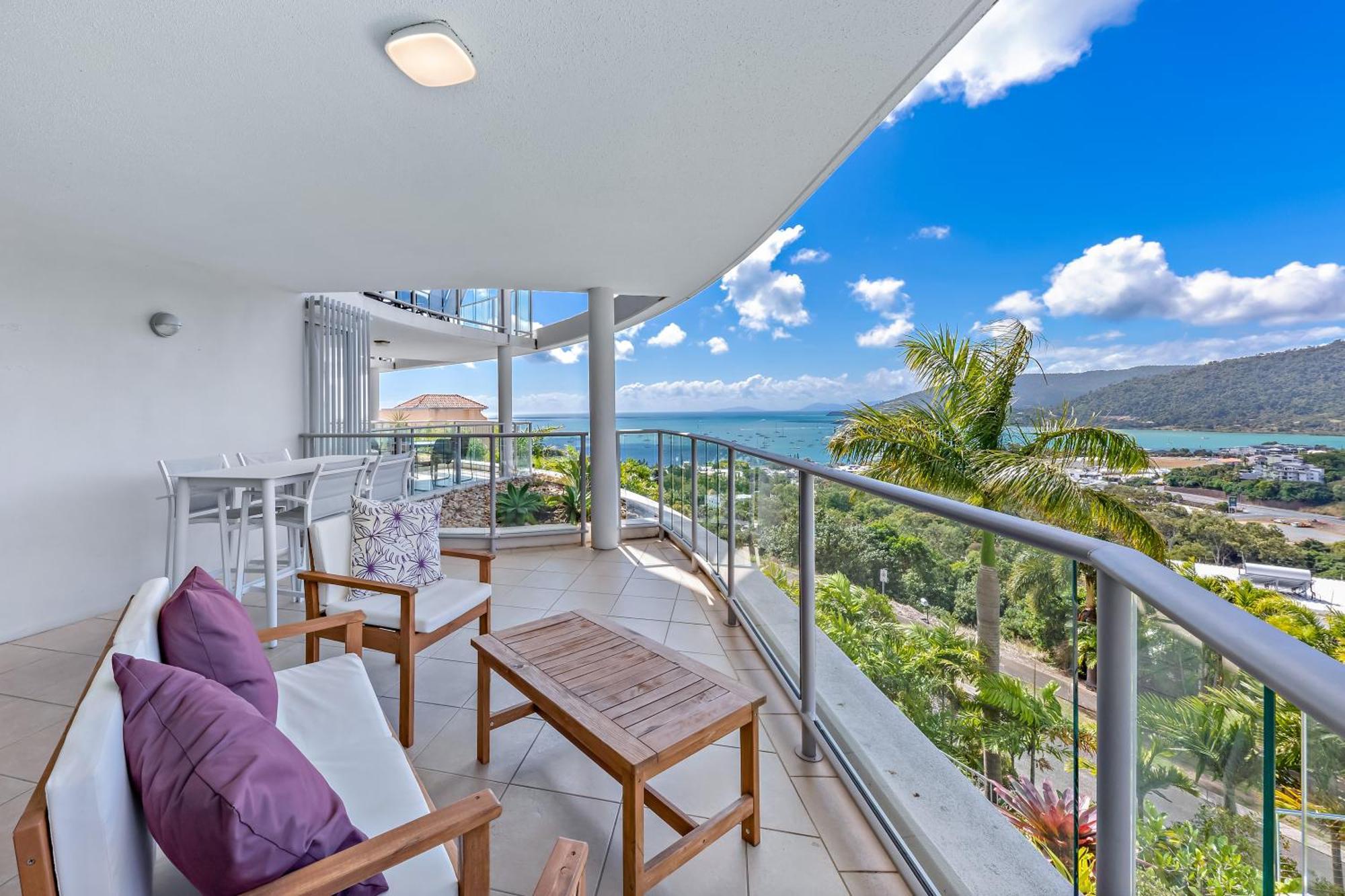 Seaview Retreat * Airlie Beach