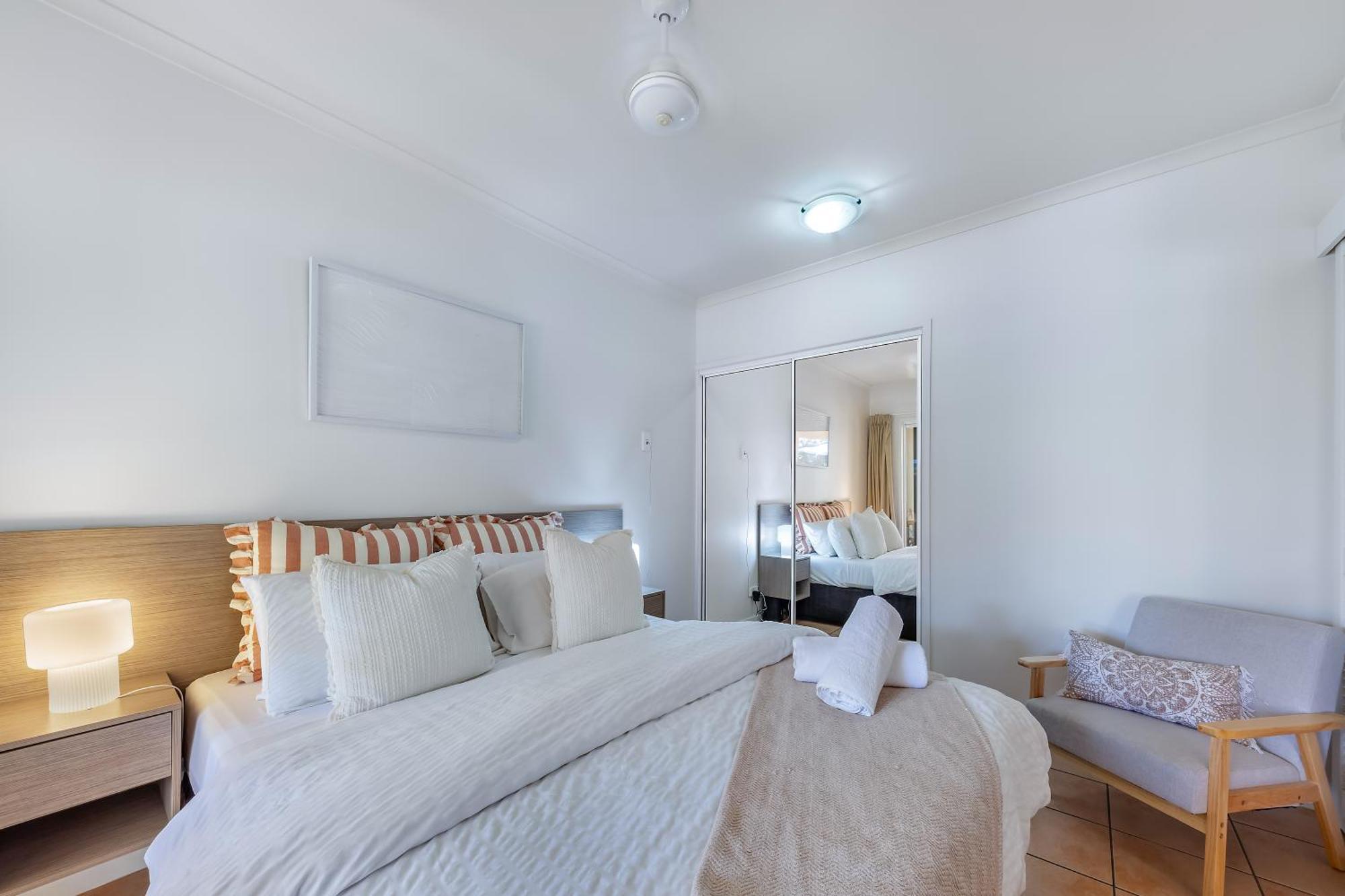 Apartamento Shingley Poolside Retreat *