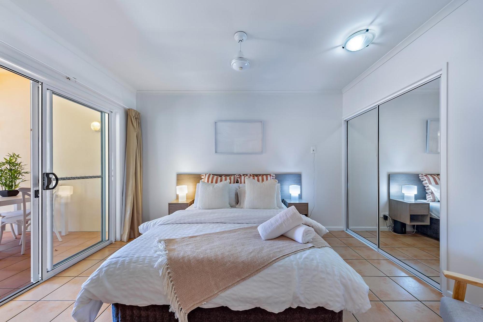 Apartamento Shingley Poolside Retreat Airlie Beach