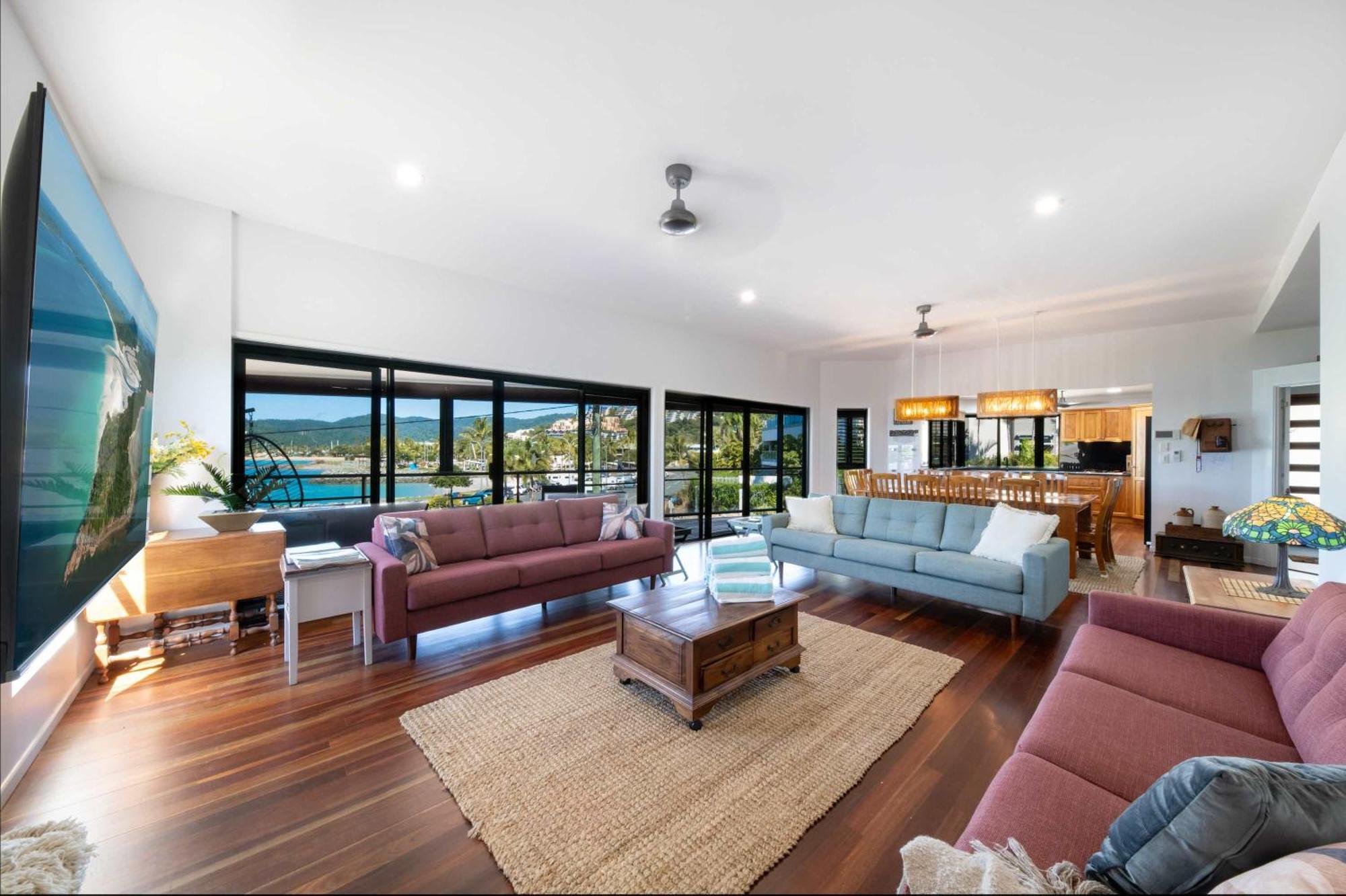 Day Dreaming - Mazlin House