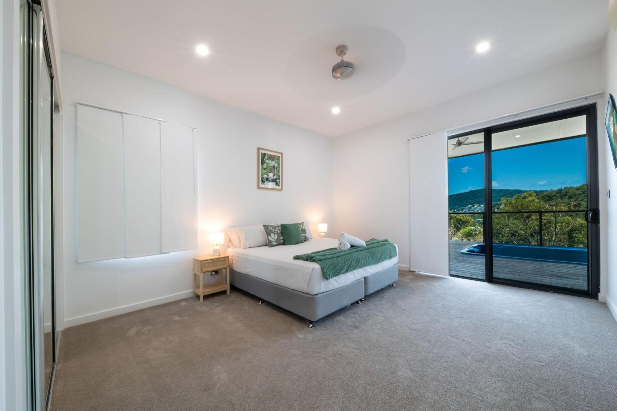 Holiday home Airlie Nights