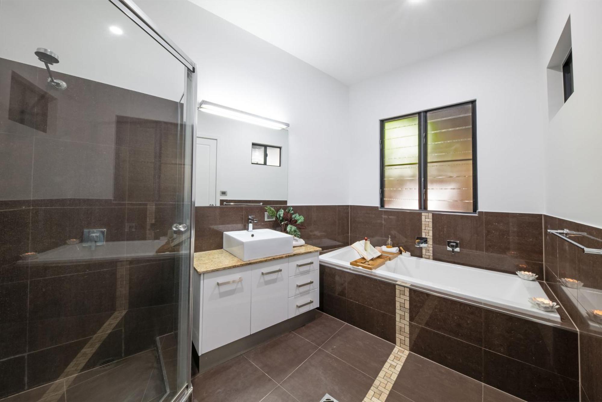 Airlie Nights Holiday home *