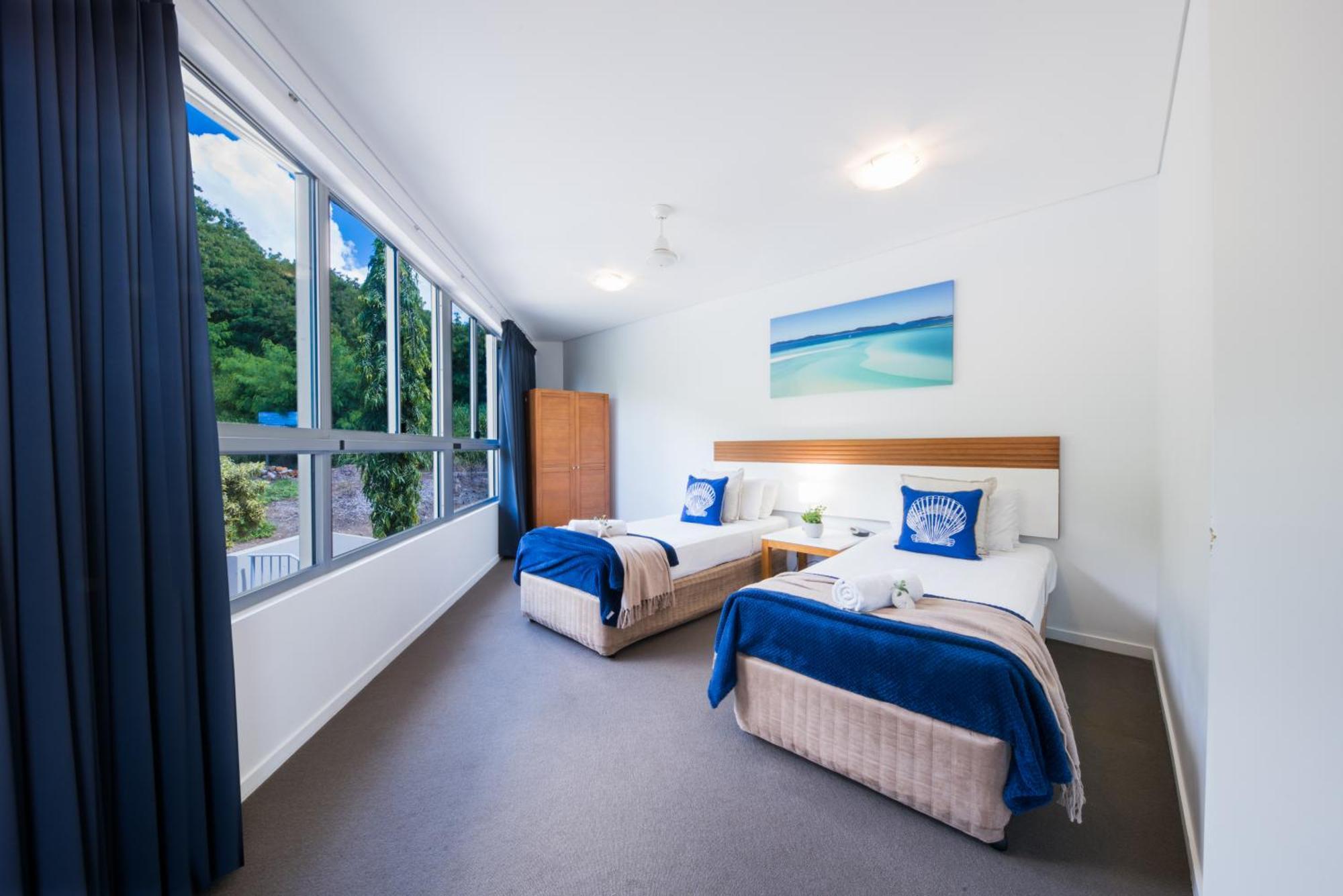 Sea Forever On Azure Seas - Airlie Apartment Airlie Beach