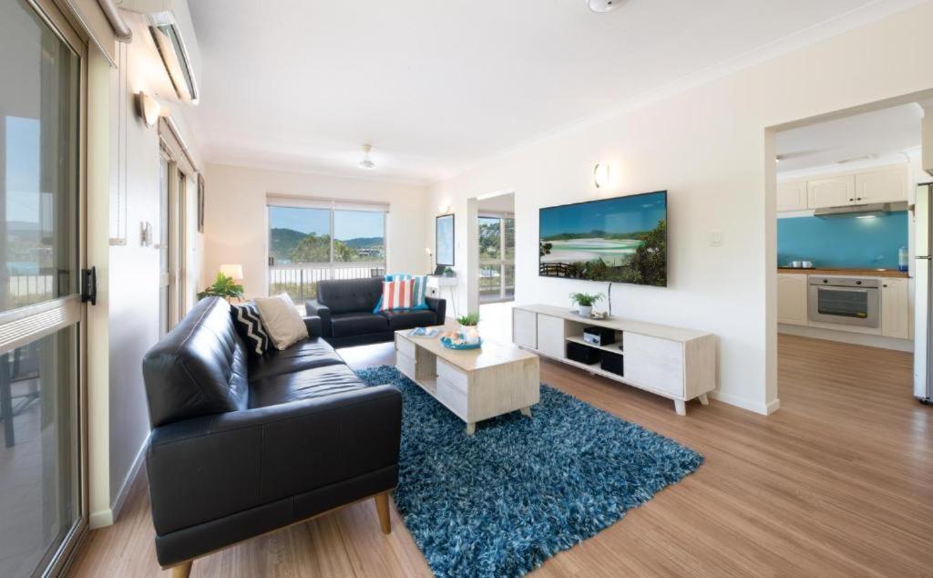House On Begley- Airlie * Airlie Beach