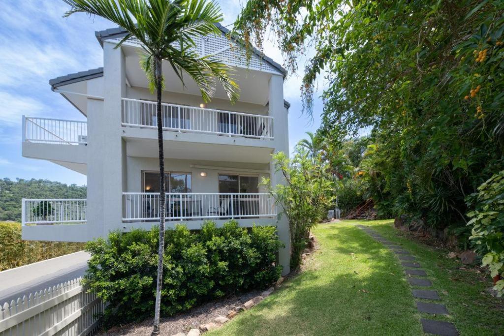 Apartment House On Begley- Airlie *