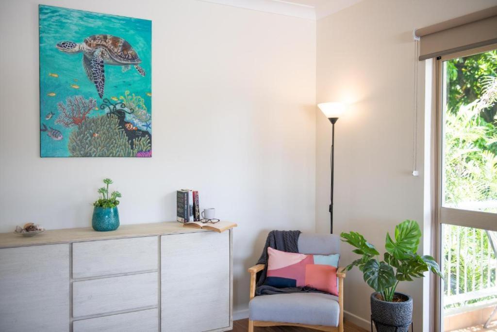 House On Begley- Airlie Apartment *