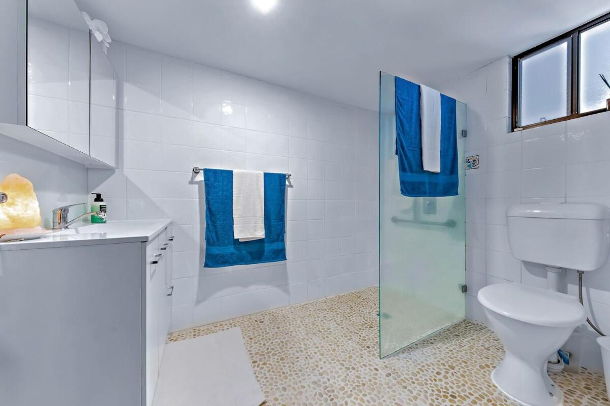 3 Airlie Beach