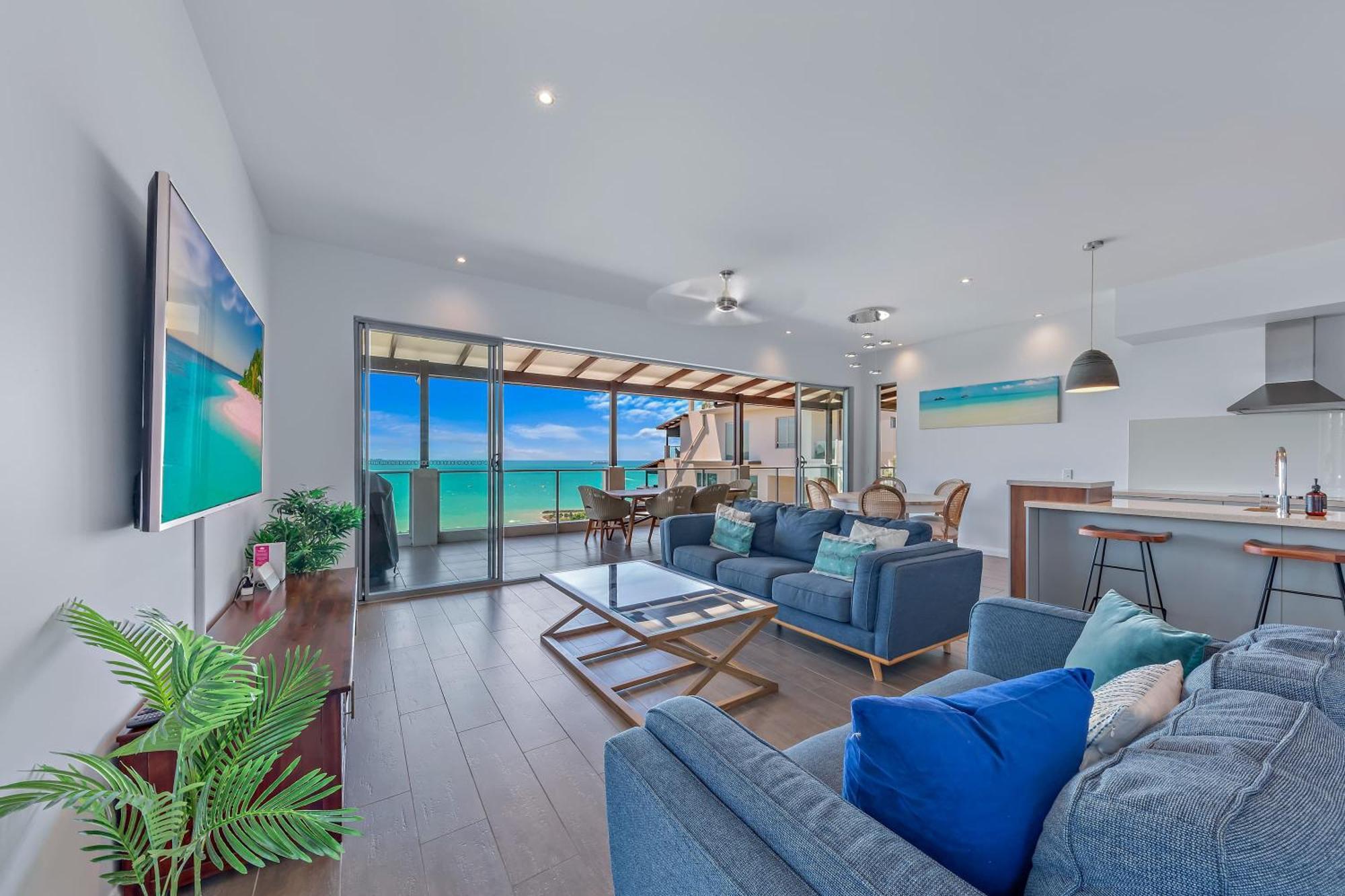 Executive Whitsunday Penthouse At 40 Reflections Airlie Beach