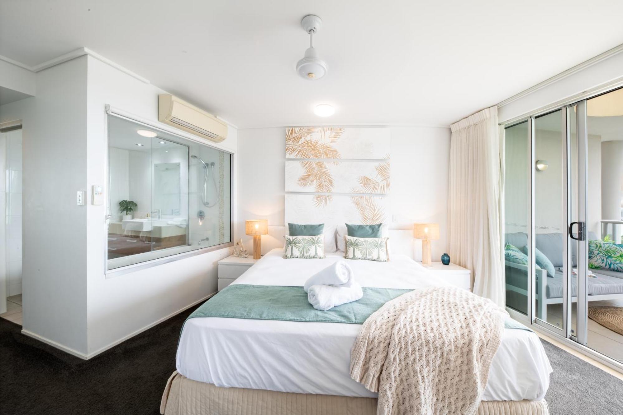 Sun View On Seaview - Airlie Apartment