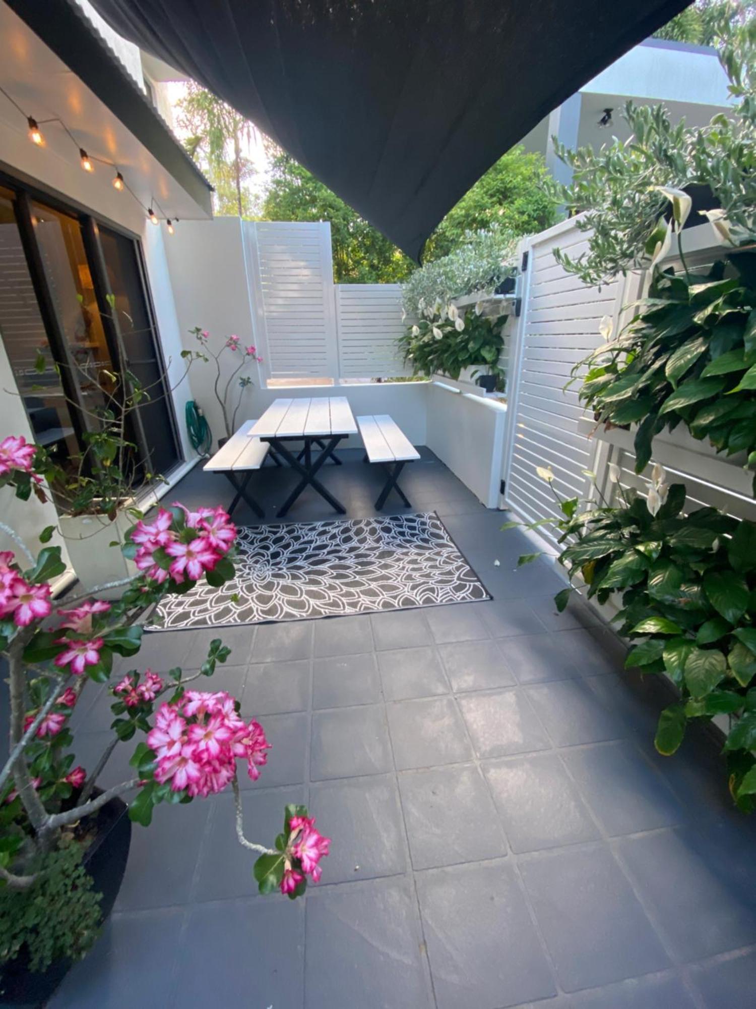 Holiday home Lily Lamond, 2 - 4 Guests, Outdoor Hammock, 5 Min Walk To The Ocean, In Airlie Airlie Beach