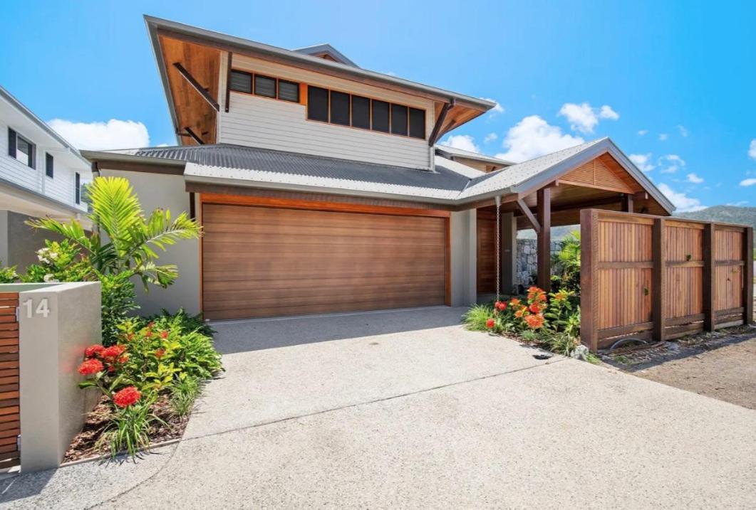 Cala 14 - A Private Cove Retreat Holiday home Airlie Beach