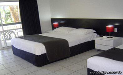 Colonial Palms Motor Airlie Beach