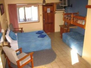 Aparthotel Paradise Court Units 3*